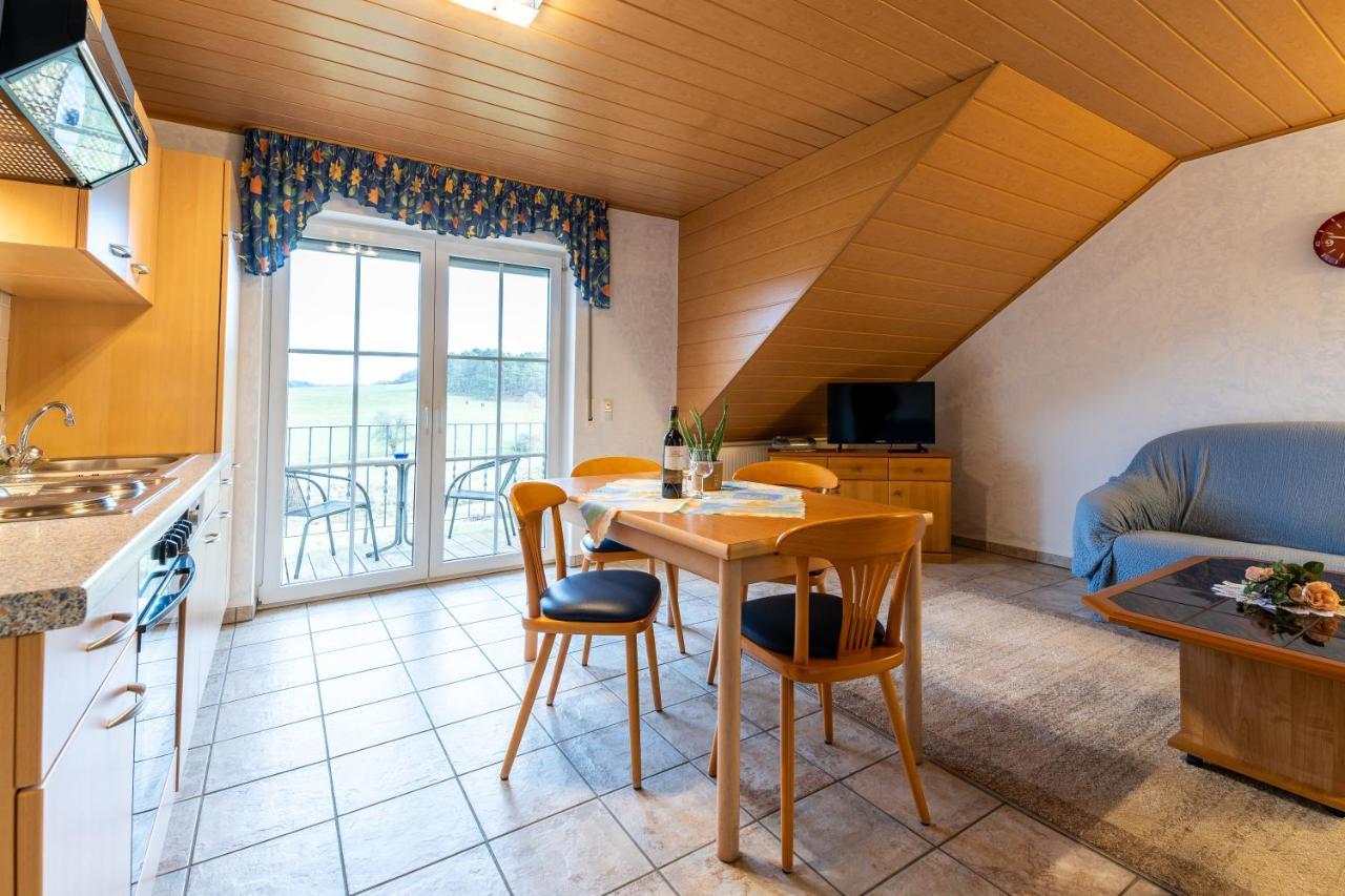 Ferienwohnung Linda Kelberg Buitenkant foto